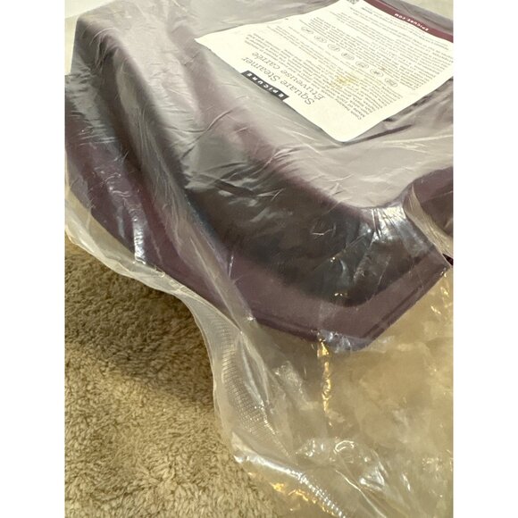 Epicure Square Steamer 6.5 Cup FDA-Approved Silicone Microwave & Oven Safe - Picture 3 of 3